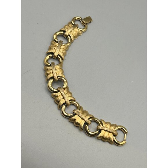 Vintage Givenchy Brushed Gold Tone Chain Link Bracelet Runway Couture - Picture 3 of 8